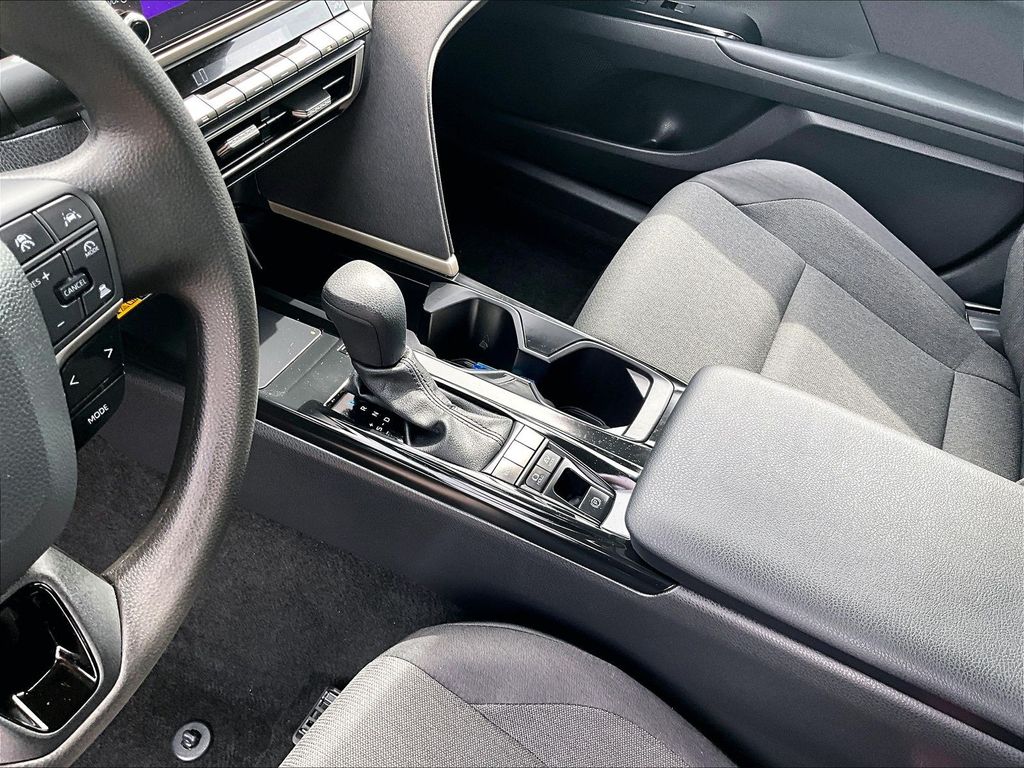 2026 Toyota Camry — photo 20