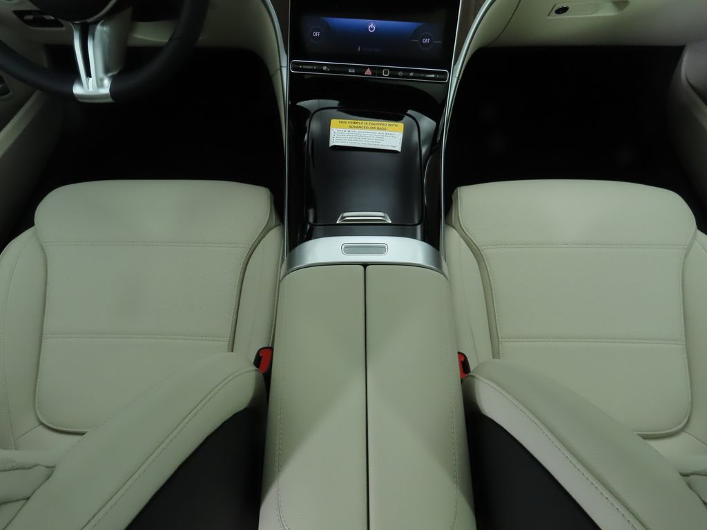 Thumbnail: 2025 Mercedes-Benz C-Class - 16