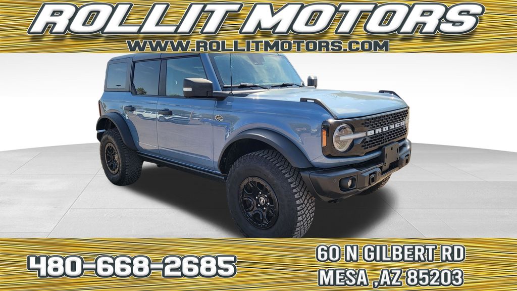 Blue (Azure Gray Metallic Tri-Coat) 2023 Ford Bronco SUV / Crossover Four-Wheel Drive Automatic