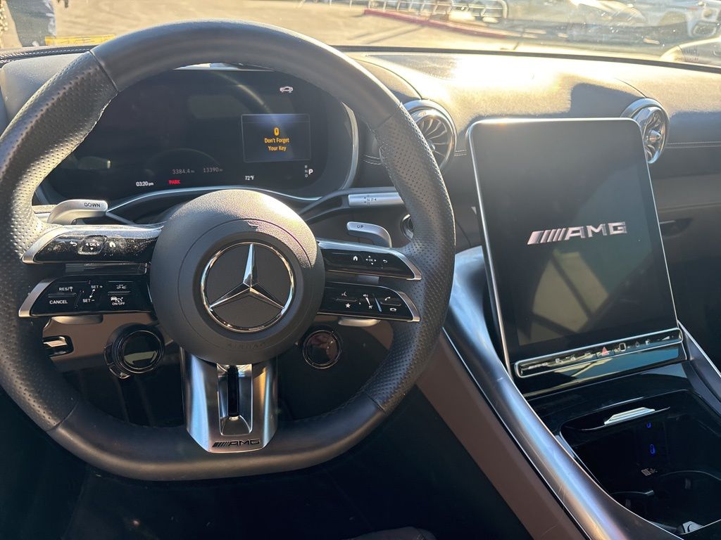 Thumbnail: 2023 Mercedes-Benz SL-Class - 5