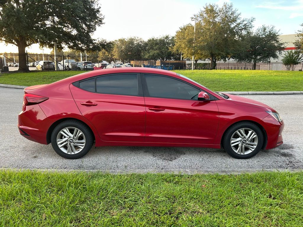 Thumbnail: 2019 Hyundai Elantra - 6