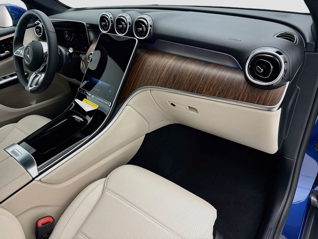 Thumbnail: 2027 Mercedes-Benz GLC - 15