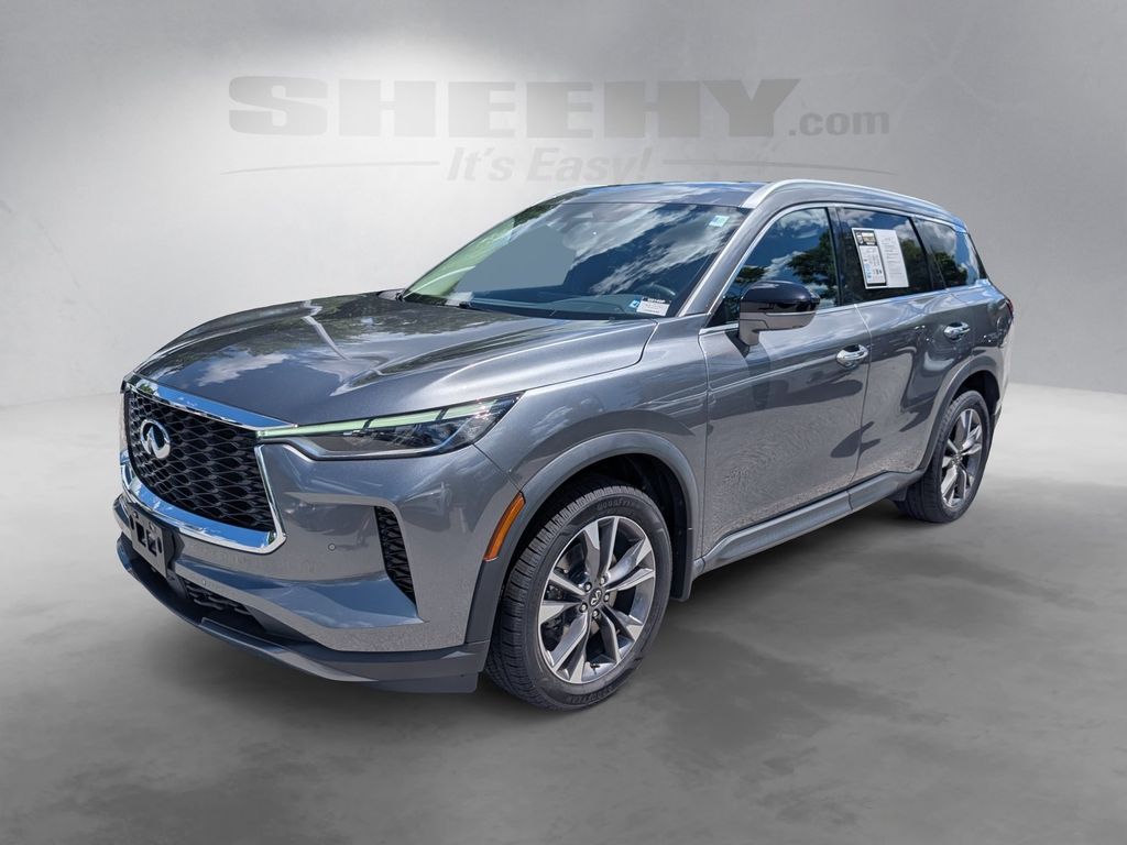 Used 2022 Gray INFINITI LUXE image 17
