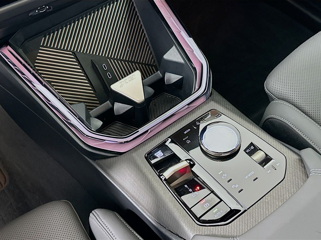 Thumbnail: 2025 BMW X3 - 16