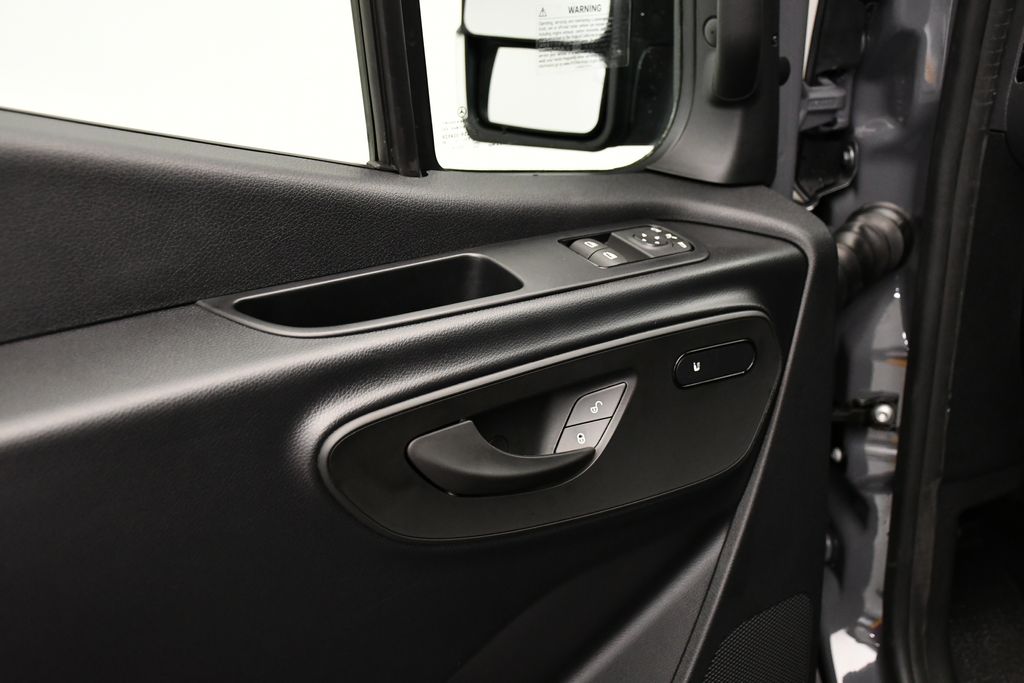 Thumbnail: 2025 Mercedes-Benz Sprinter - 26