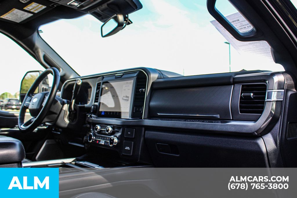 Used 2025 Black Ford Platinum image 22