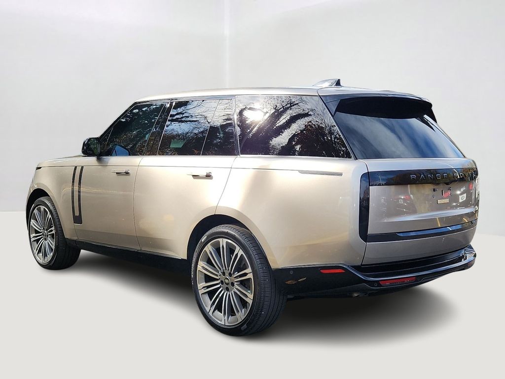 Thumbnail: 2025 Land Rover Range Rover - 7