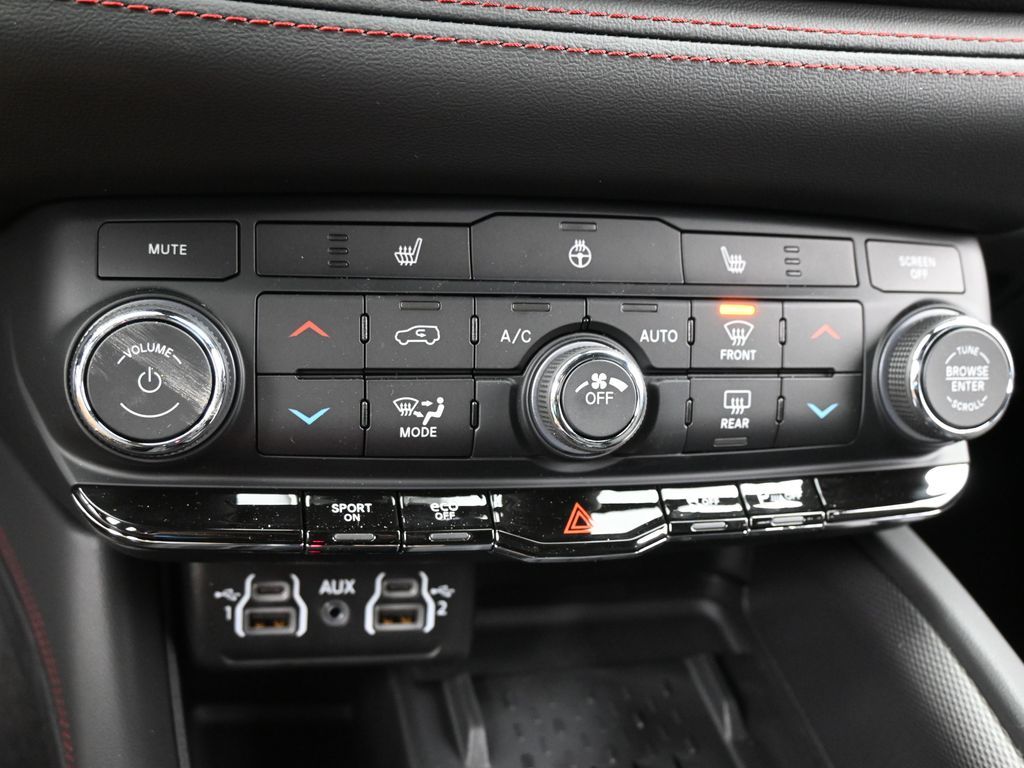 New 2026 DB Black Crystal Clearcoat Dodge GT HEMI V8 image 18