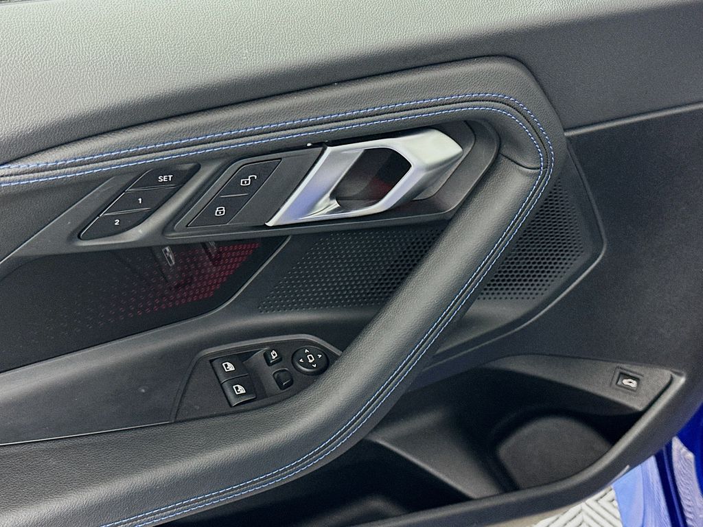 Thumbnail: 2025 BMW 2 Series - 18