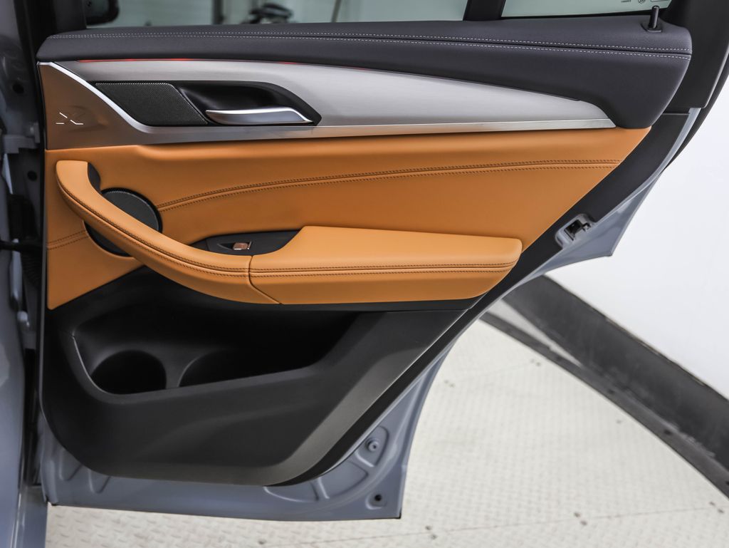 Thumbnail: 2022 BMW X3 - 25