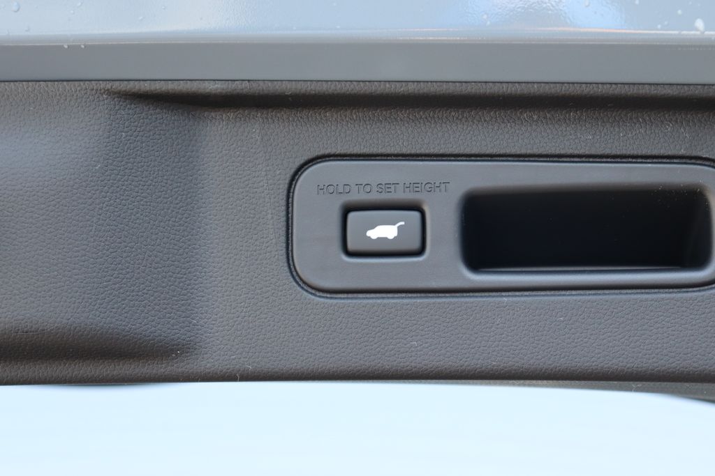 2025 Honda Pilot Black Edition 15