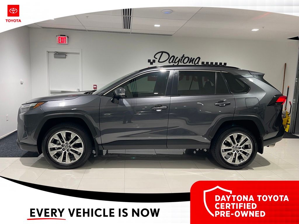 2024 Toyota RAV4 XLE Premium - Photo 15