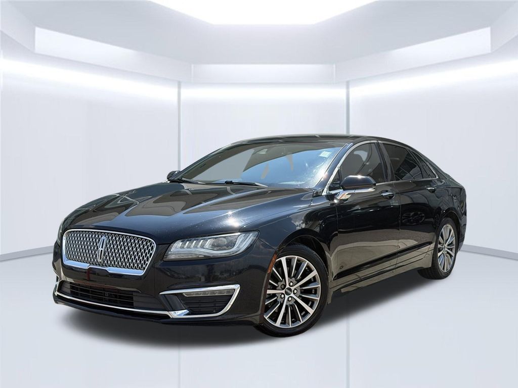 2020 Lincoln MKZ Negro (Black Metallic) Sedán Tracción delantera 6 velocidades Automática