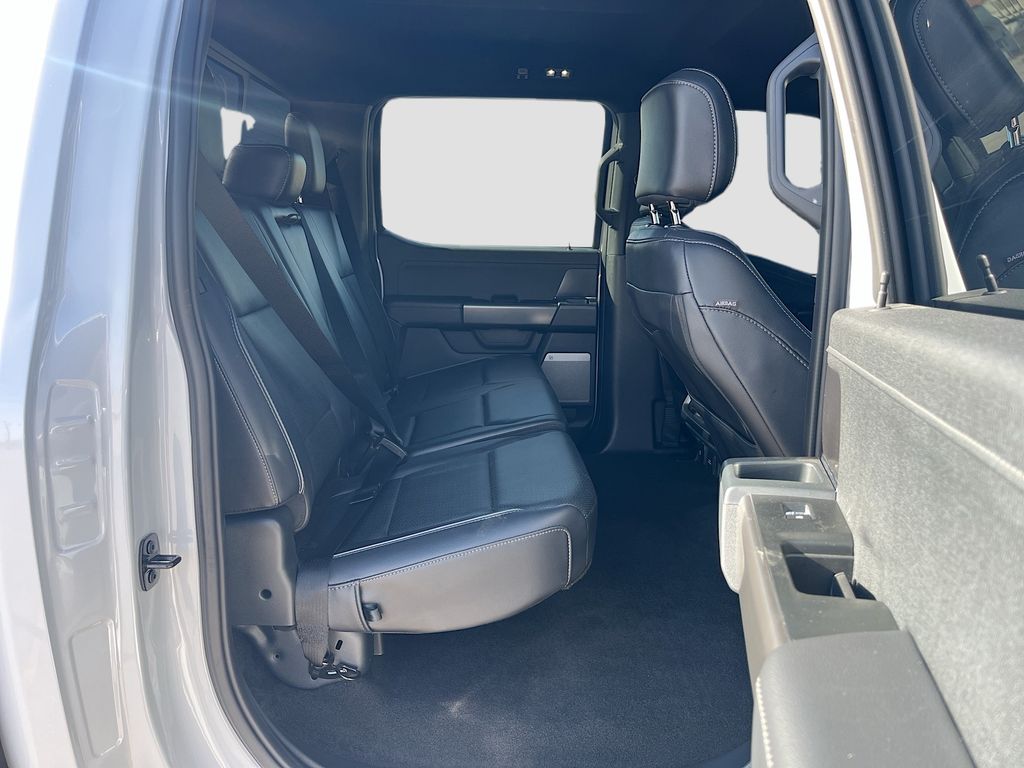 Used 2025 White Ford Lariat image 27