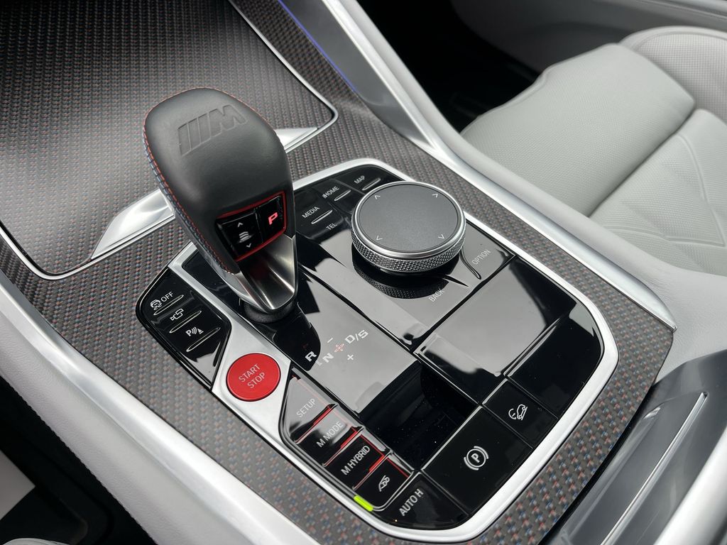 Thumbnail: 2026 BMW XM - 20