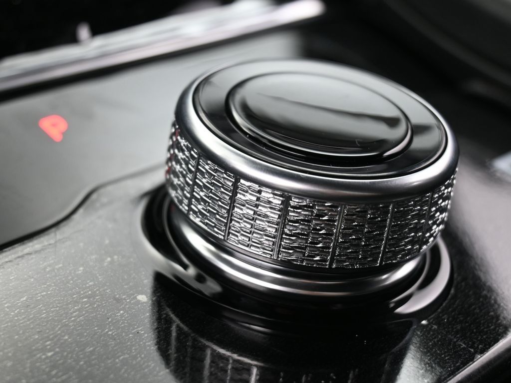 New 2026 Silver Zynith Jeep Laredo image 23