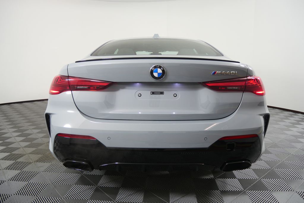 Thumbnail: 2026 BMW 4 Series - 5