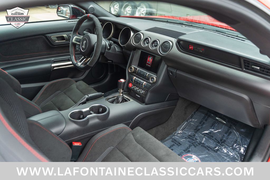 2017 Ford Mustang 6