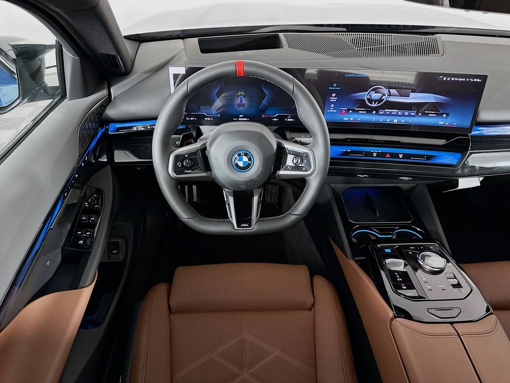 Thumbnail: 2025 BMW i5 - 19