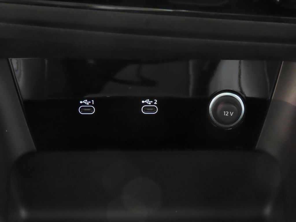 Thumbnail: 2027 Audi Q6 e-tron - 20
