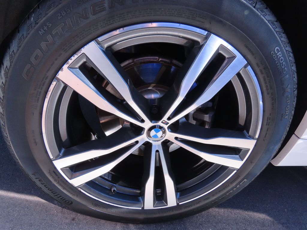 Thumbnail: 2020 BMW X7 - 17