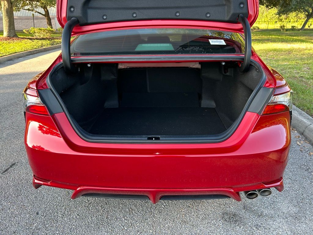 2023 Toyota Camry SE 10