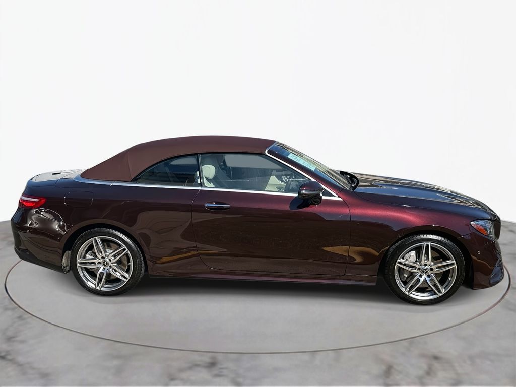 Thumbnail: 2019 Mercedes-Benz E-Class - 8