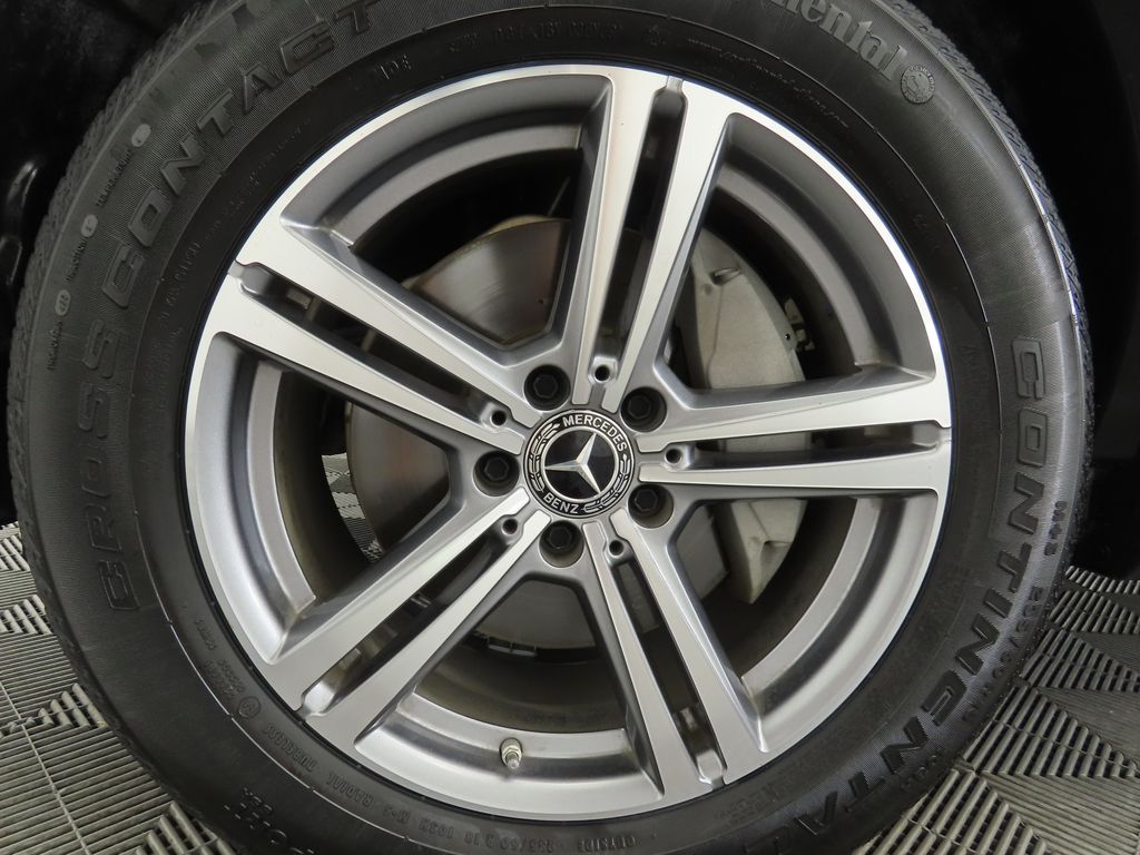 2021 Mercedes-Benz GLC 300 30