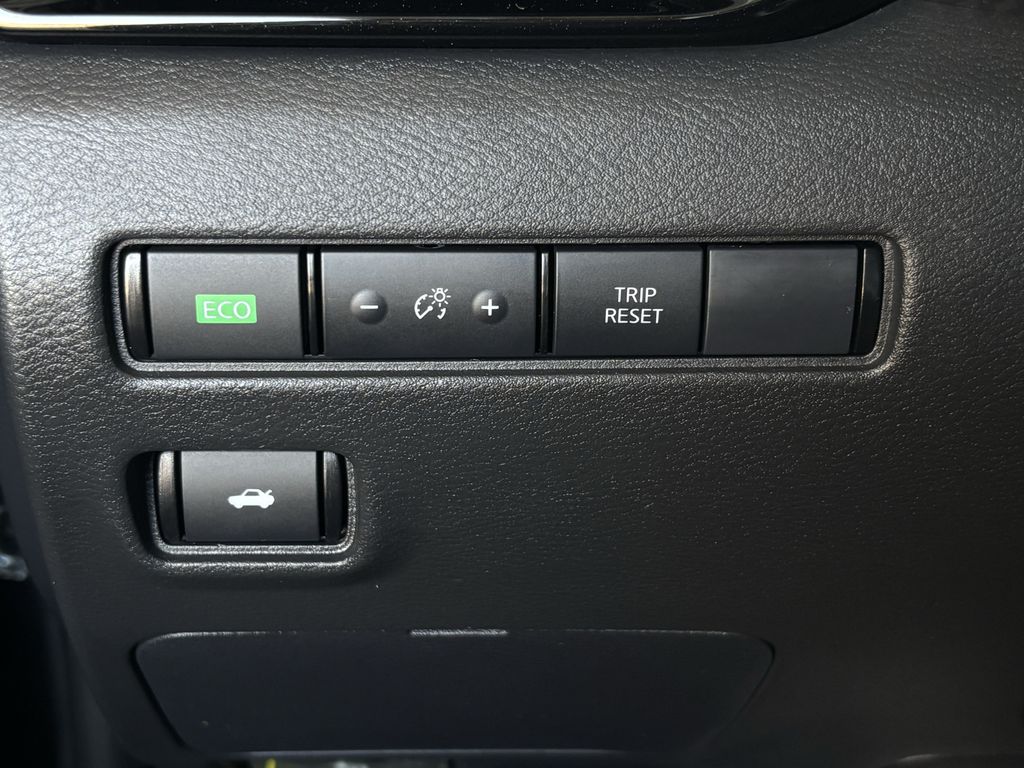 Used 2025 Nissan Sentra Sedan