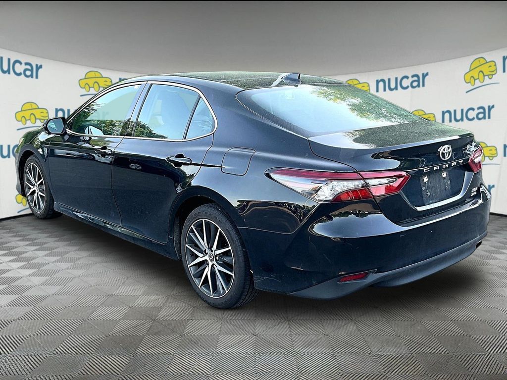2022 Toyota Camry — photo 5