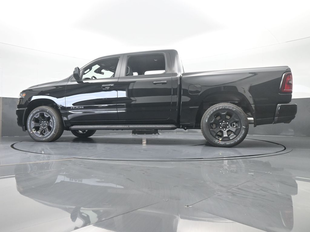 New 2026 Diamond Black Crystal Pearlcoat Ram Express image 51