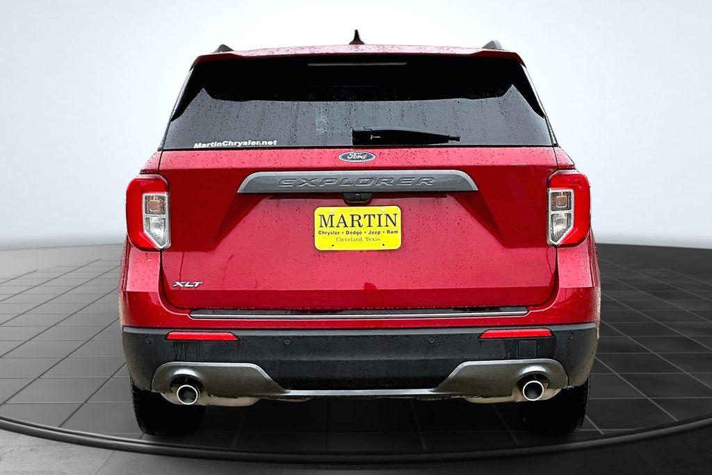2023 Ford Explorer XLT Red at Baytown Hyundai