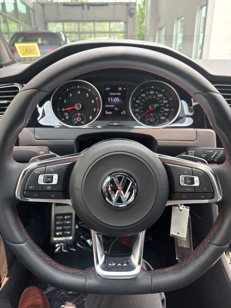 Used 2021 Black Volkswagen 2.0T S image 16