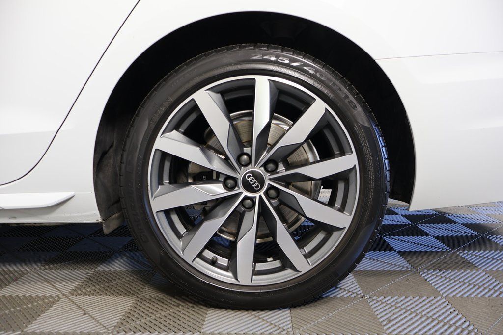 Thumbnail: 2022 Audi A4 - 16