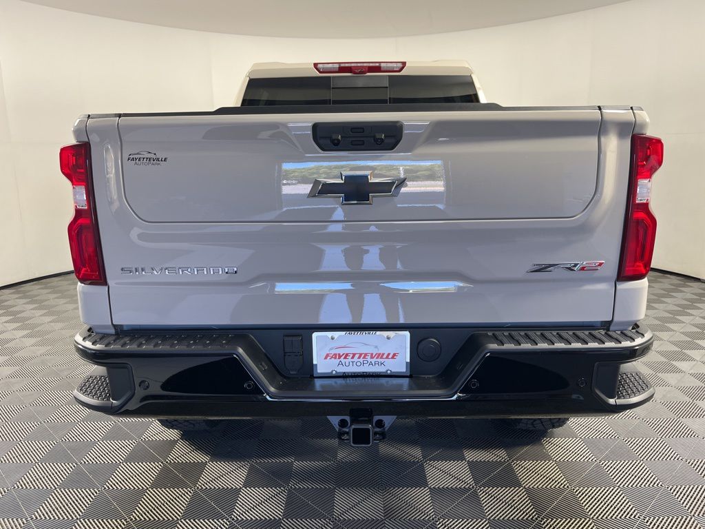 Thumbnail: 2026 Chevrolet Silverado 1500 - 4