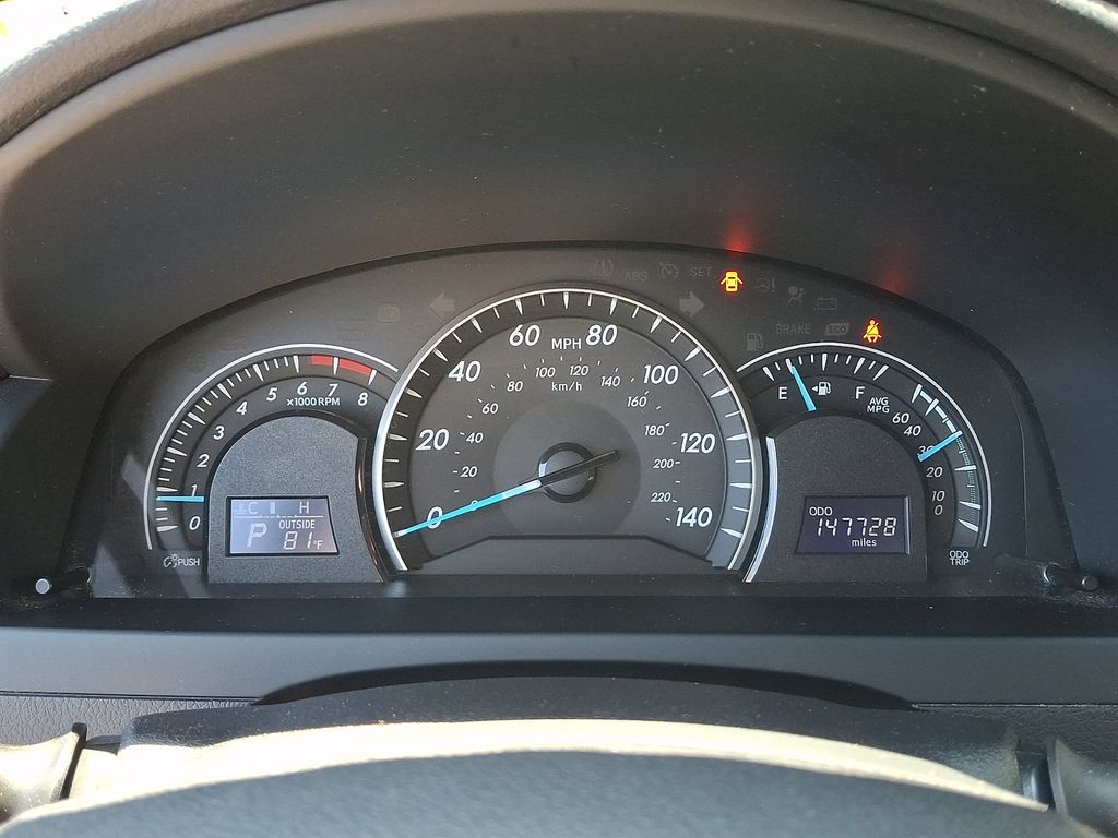 Thumbnail: 2015 Toyota Camry - 21