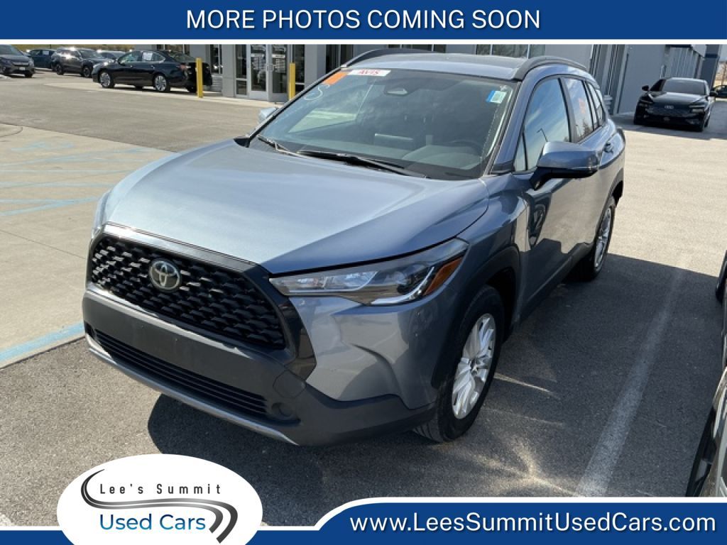 2024 Toyota Corolla Cross LE FWD