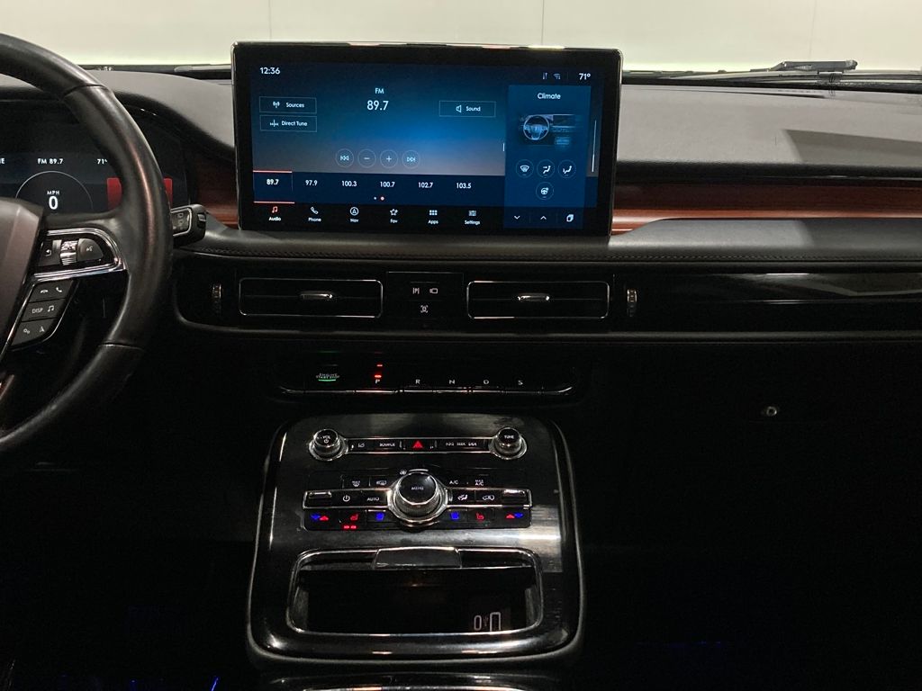 2022 Lincoln Nautilus Reserve