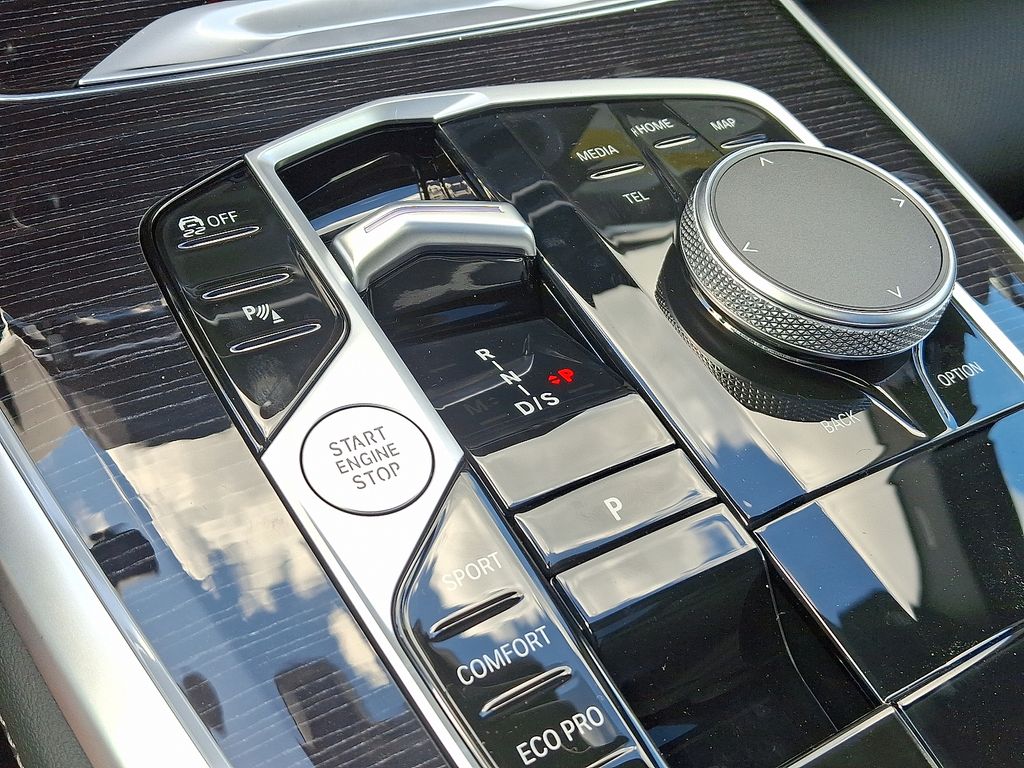 Thumbnail: 2026 BMW X5 - 7