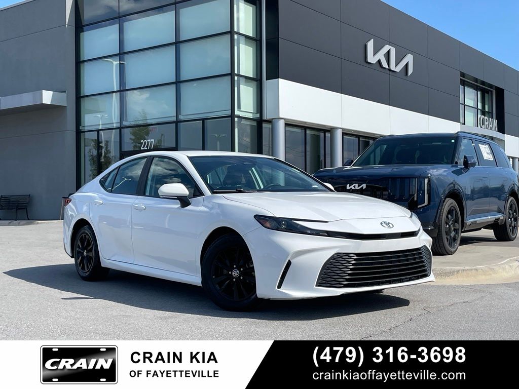  2025 Toyota Camry LE FWD   