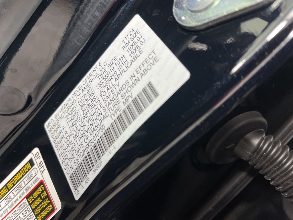 Thumbnail: 2025 Acura RDX - 24