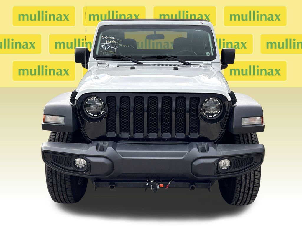 Used 2022 White Jeep Willys image 23