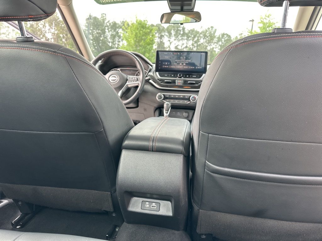 2024 Brilliant Silver Metallic Nissan Altima 2.5 SR AWD Sedan