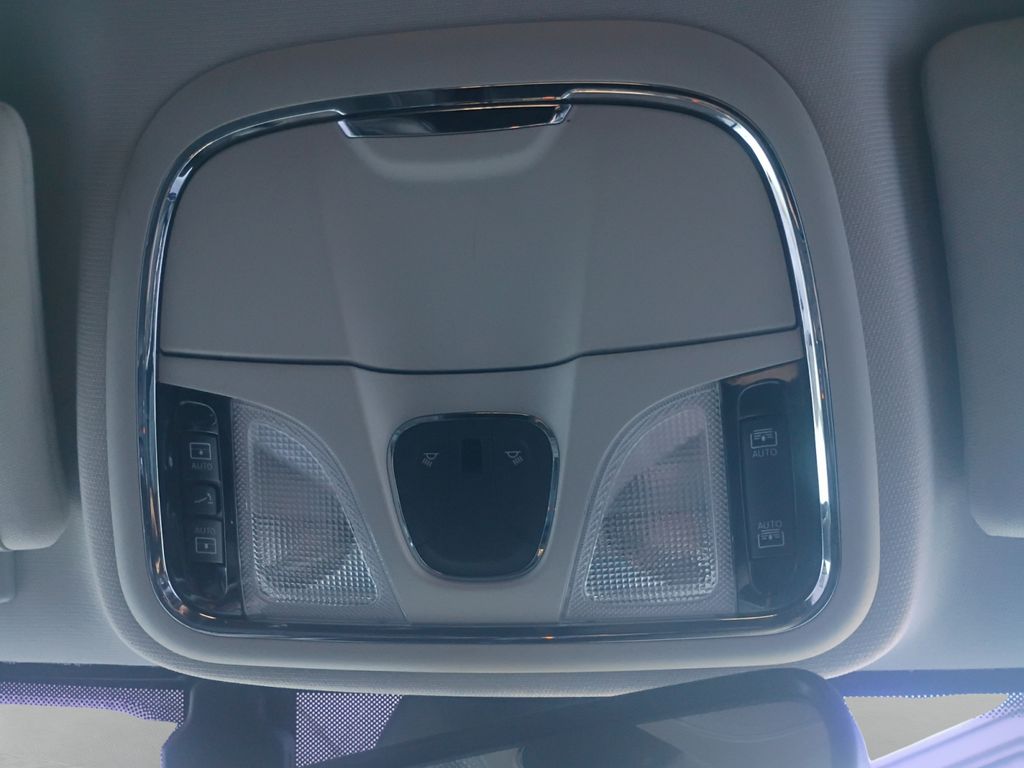 Used Car 2021 Jeep Cherokee  Limited For Sale Under $20,000 In Austin, Texas