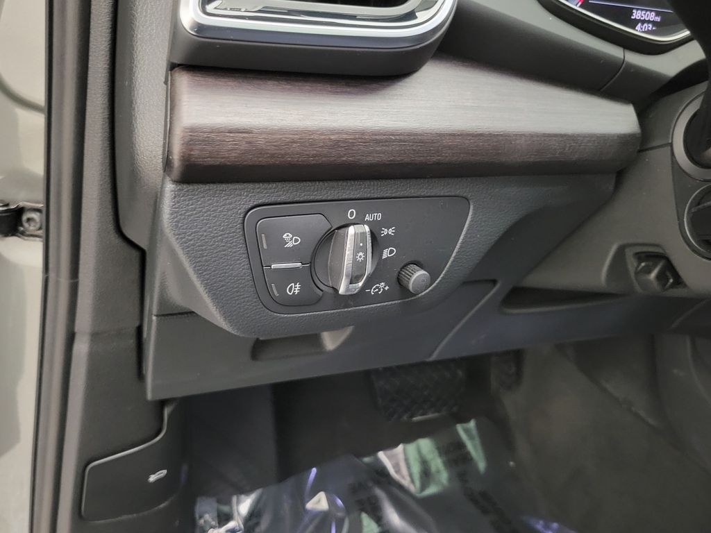 Thumbnail: 2023 Audi Q5 - 28