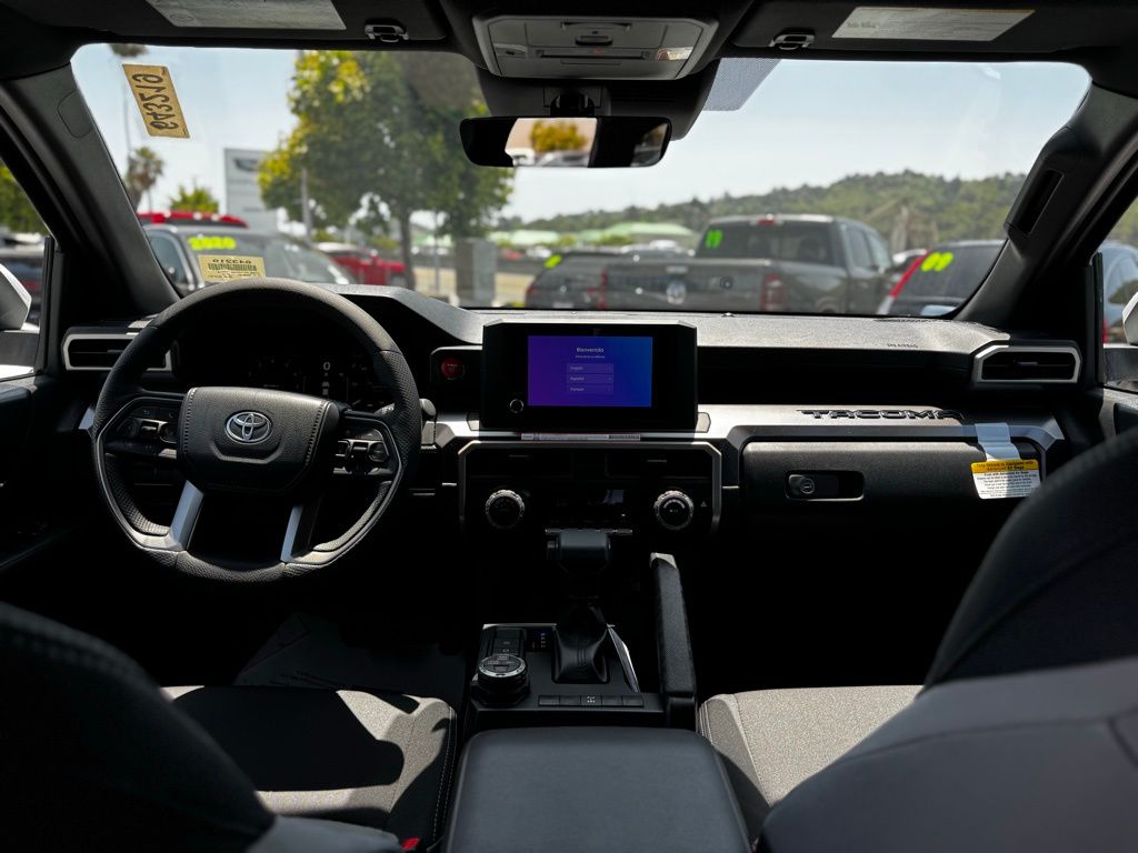 2025 Toyota Tacoma TRD Off-Road Double Cab photo 6
