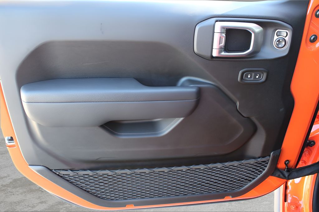 Used Car 2023 Jeep Gladiator  Willys For Sale Under $60,000 In Austin, Texas