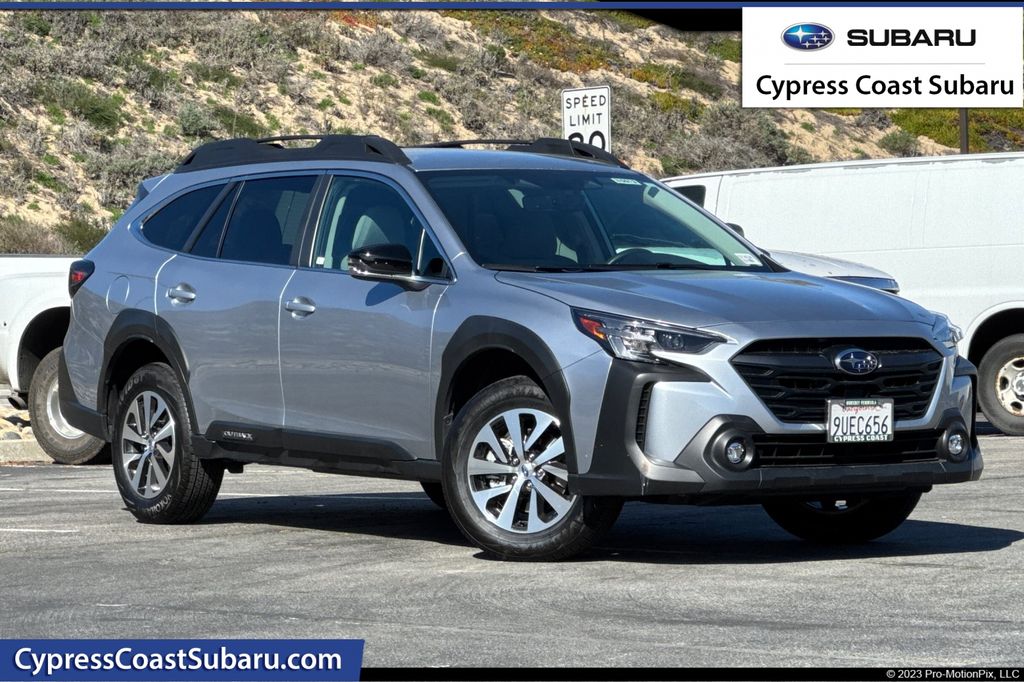 2025 Subaru Outback Premium AWD