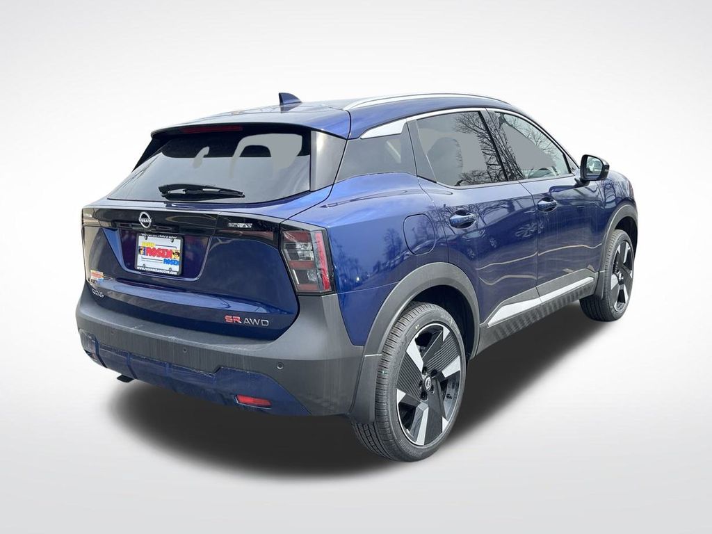 2025 Nissan Kicks SR photo