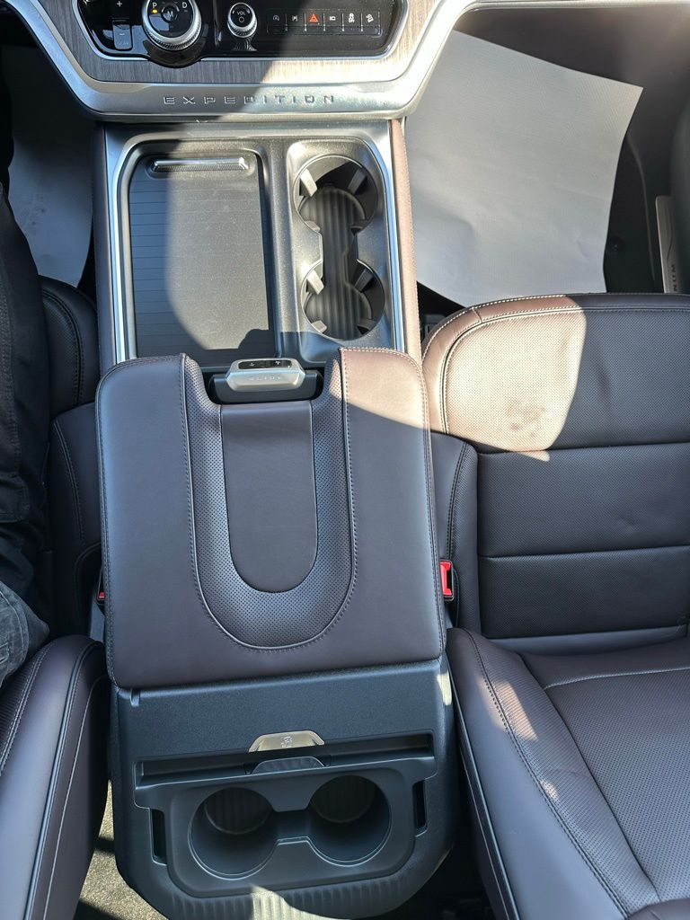 2026 Ford Expedition Max Platinum Gray at Grove City Ford
